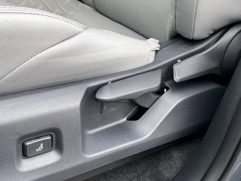 New 2026 Toyota Tacoma SR5 image 18