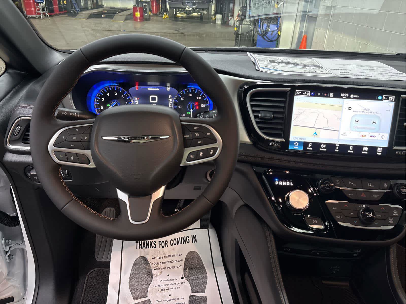 New 2026 Chrysler Pacifica Pinnacle w/ Trailer Tow Group image 8