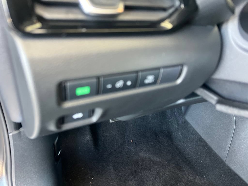 Certified 2023 Nissan Sentra SV w/ All-Weather Package FWD image 44