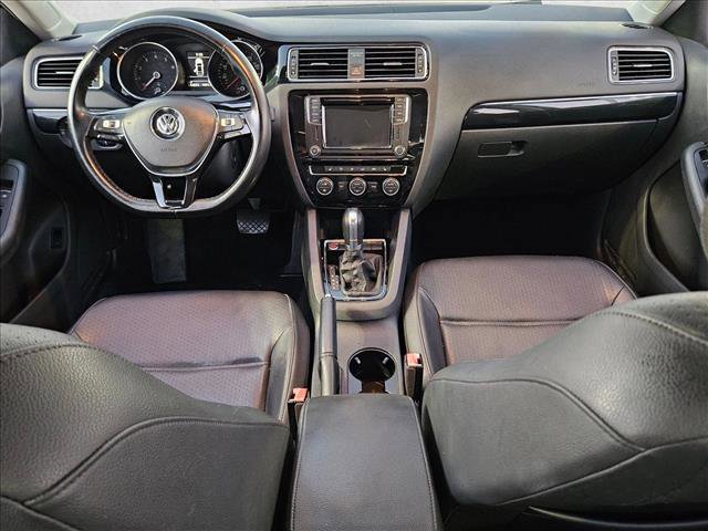Used 2017 Volkswagen Jetta SEL image 15