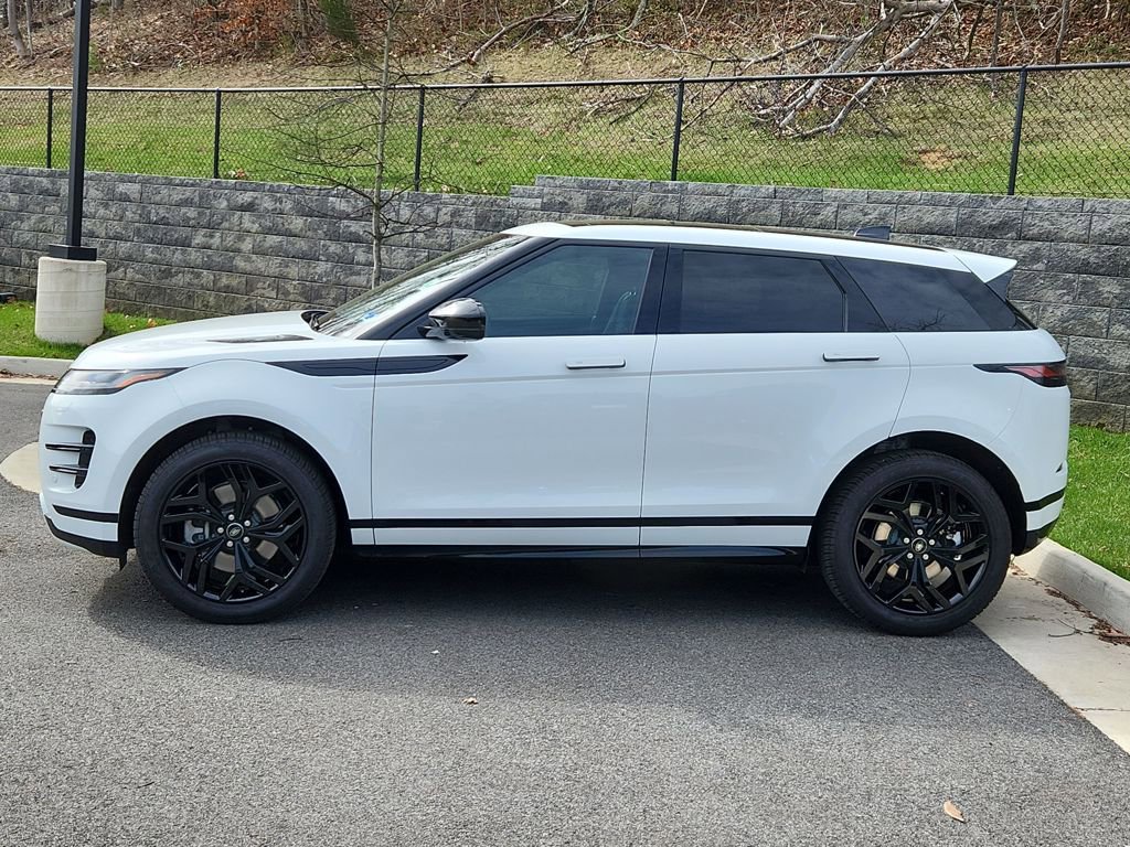 Used 2023 Land Rover Range Rover Evoque R-Dynamic SE image 6