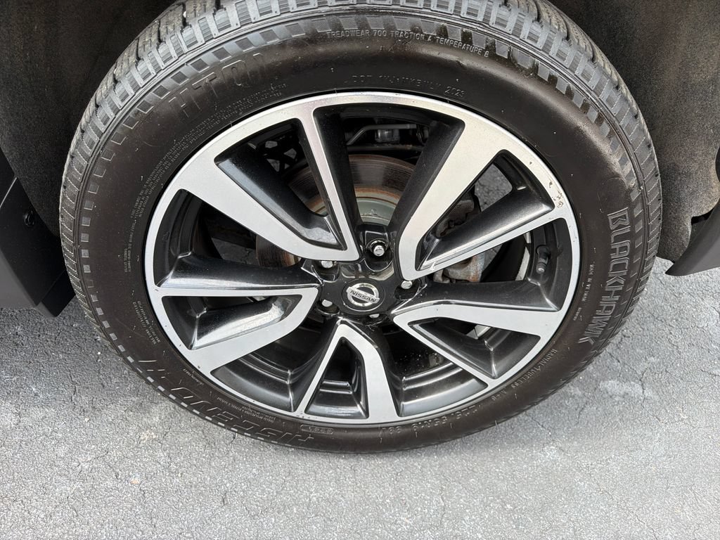 Used 2019 Nissan Rogue SL w/ Premium Package AWD/4WD image 16