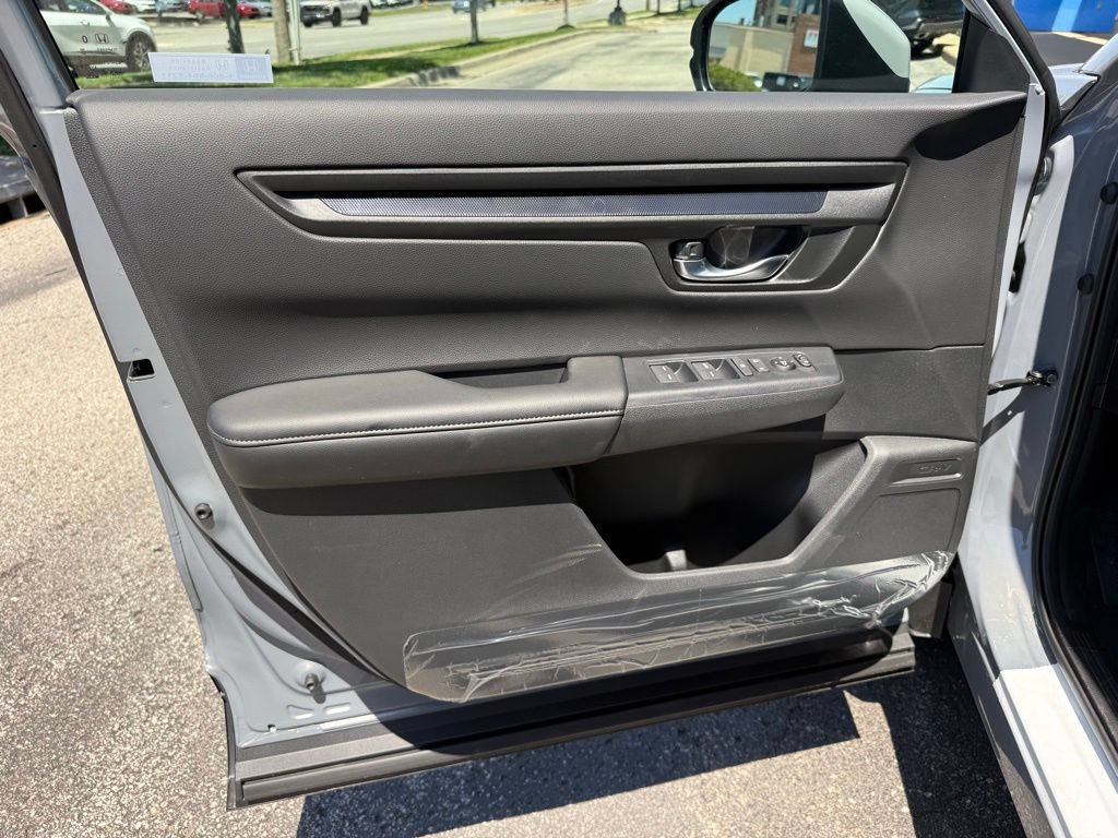 New 2026 Honda CR-V LX image 13