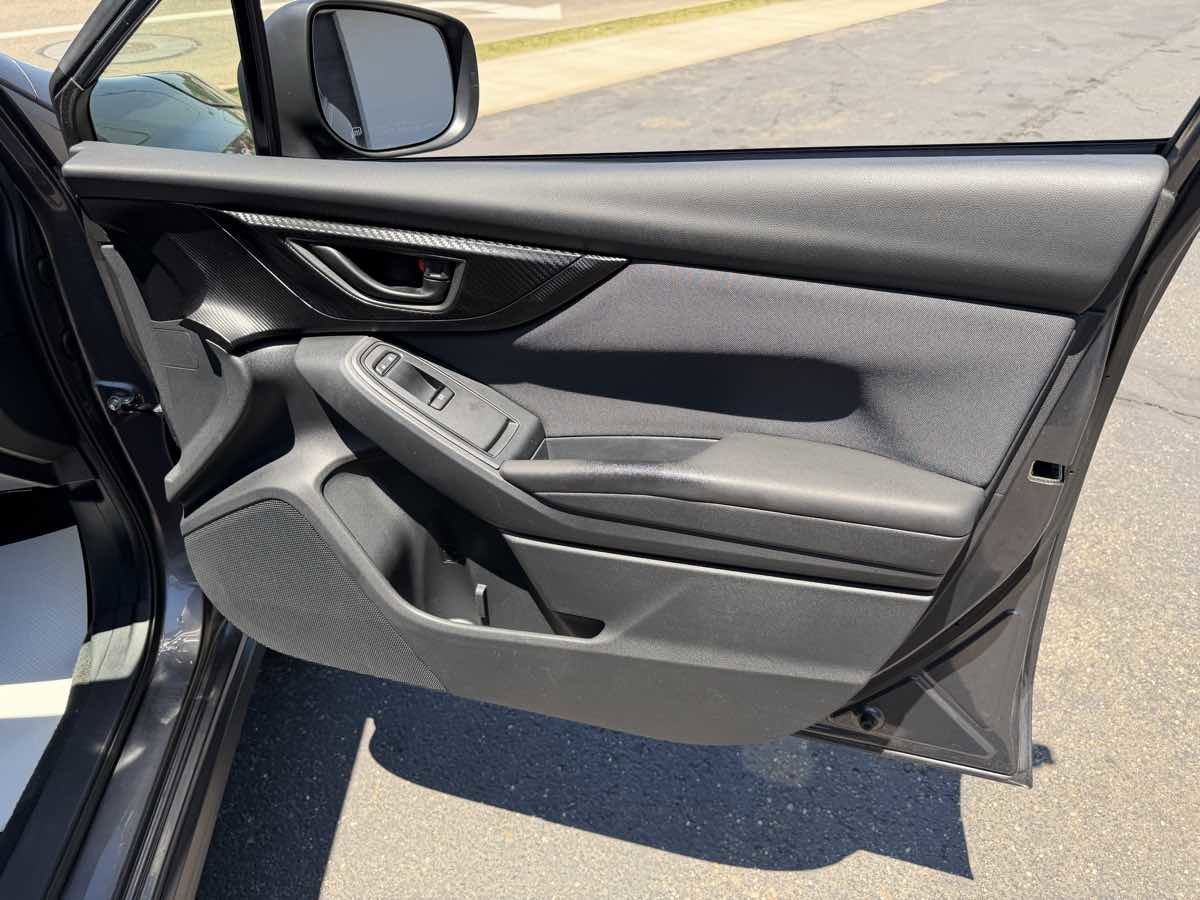 Used 2020 Subaru Crosstrek 2.0i Premium AWD/4WD image 20