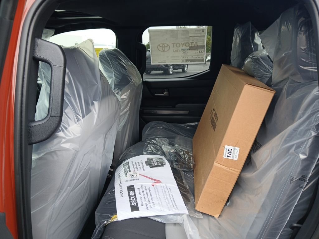 New 2025 Toyota Tacoma TRD Off-Road image 9