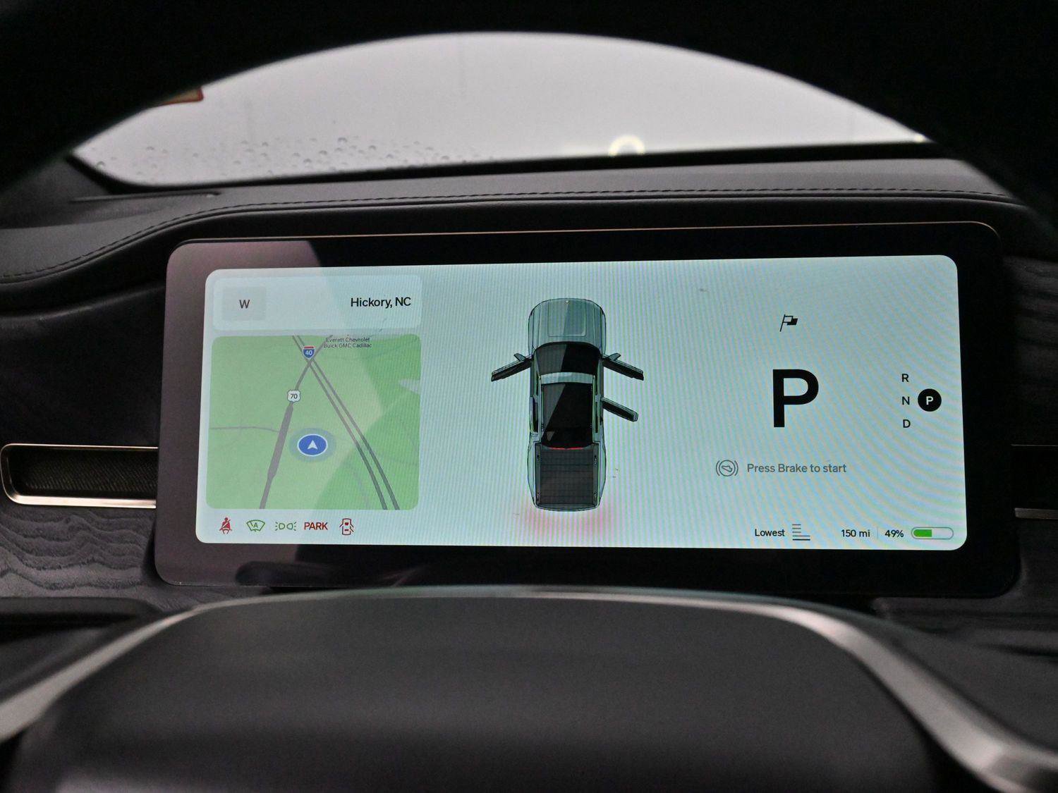 Used 2022 Rivian R1T Adventure image 19