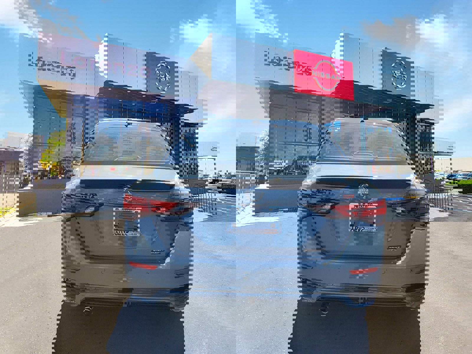 New 2025 Nissan Sentra SR w/ Midnight Edition image 5