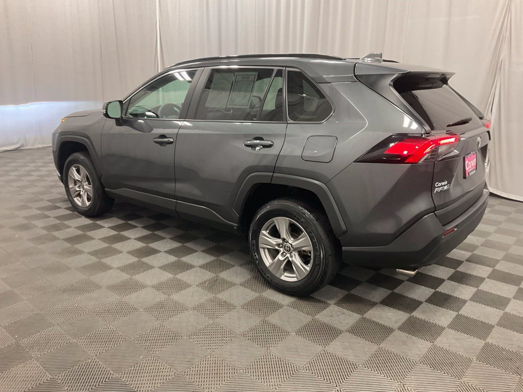 Used 2025 Toyota RAV4 XLE AWD/4WD image 4