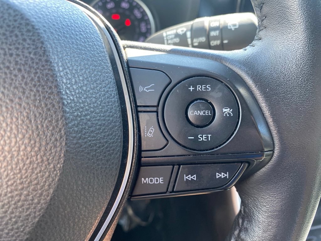 Used 2022 Toyota RAV4 XLE w/ Convenience Package AWD/4WD image 26
