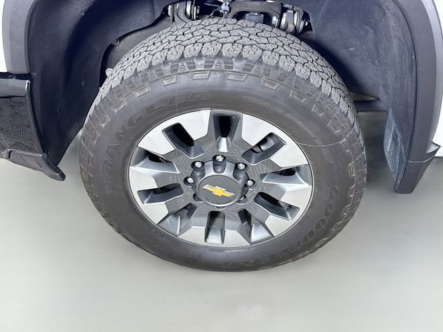 Used 2024 Chevrolet Silverado 2500 Custom w/ Custom Value Package image 30