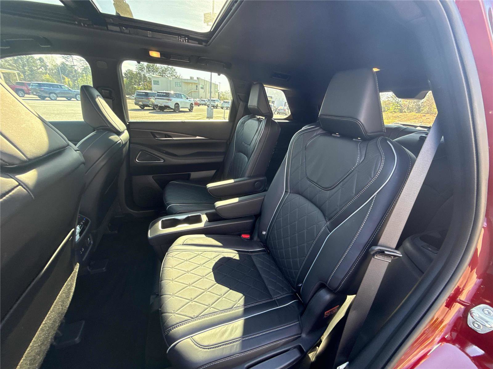 Used 2024 INFINITI QX60 Autograph image 12