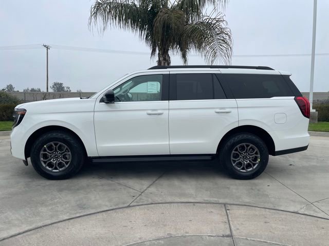 New 2026 Ford Expedition Active image 2