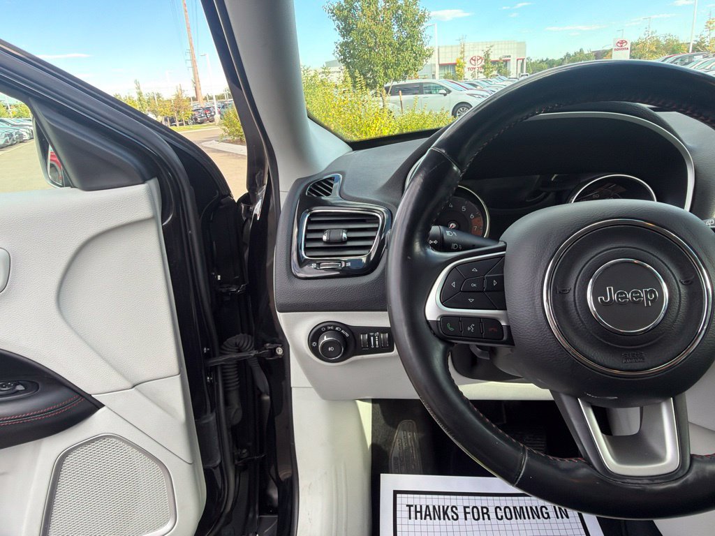 Used 2019 Jeep Compass Limited w/ Safety & Security Group AWD/4WD image 26
