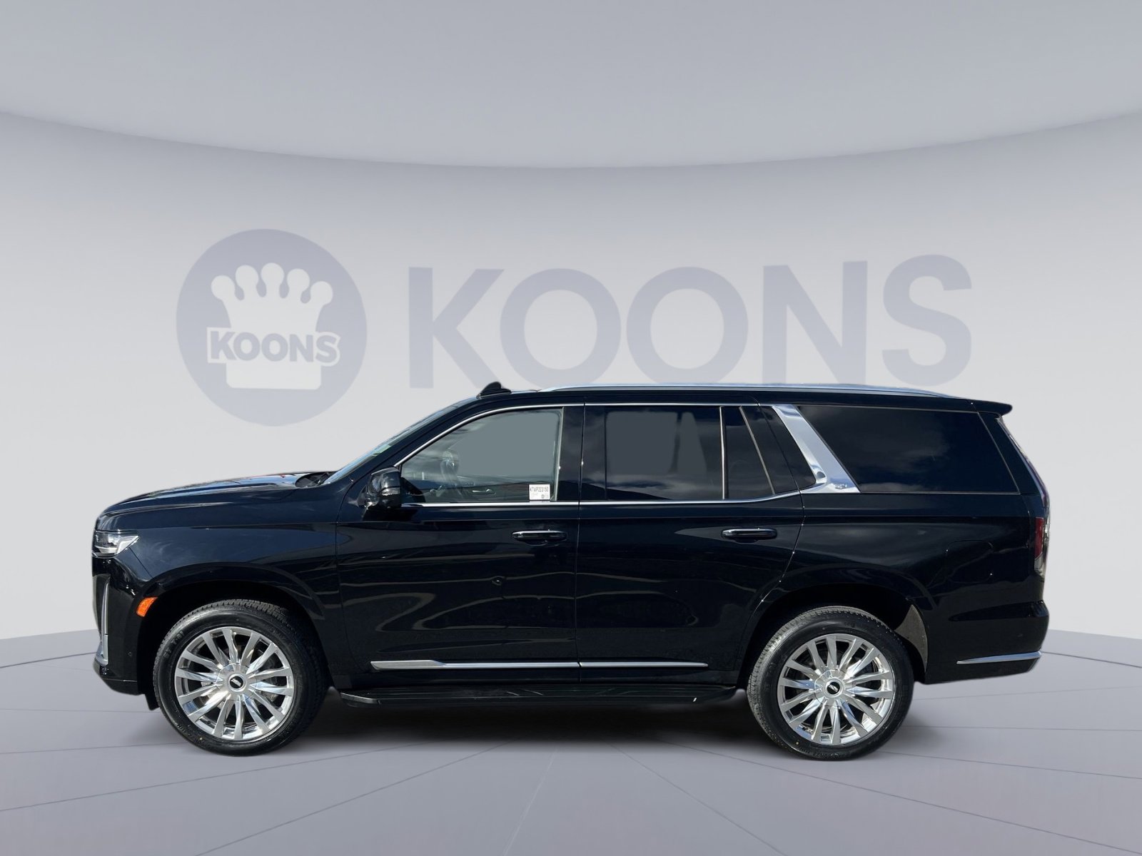 Used 2022 Cadillac Escalade Premium Luxury image 2