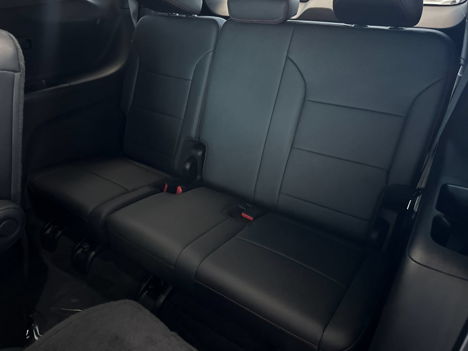 Used 2024 Chevrolet Traverse RS AWD/4WD image 16