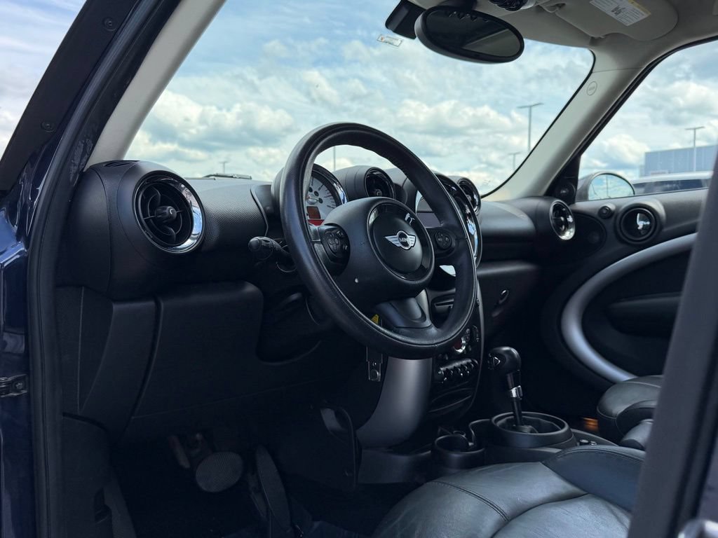 Used 2014 MINI Cooper Countryman FWD image 11