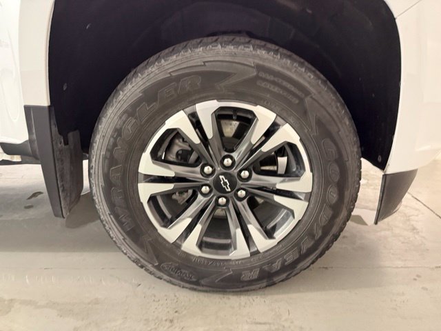Used 2022 Chevrolet Colorado Z71 AWD/4WD image 27