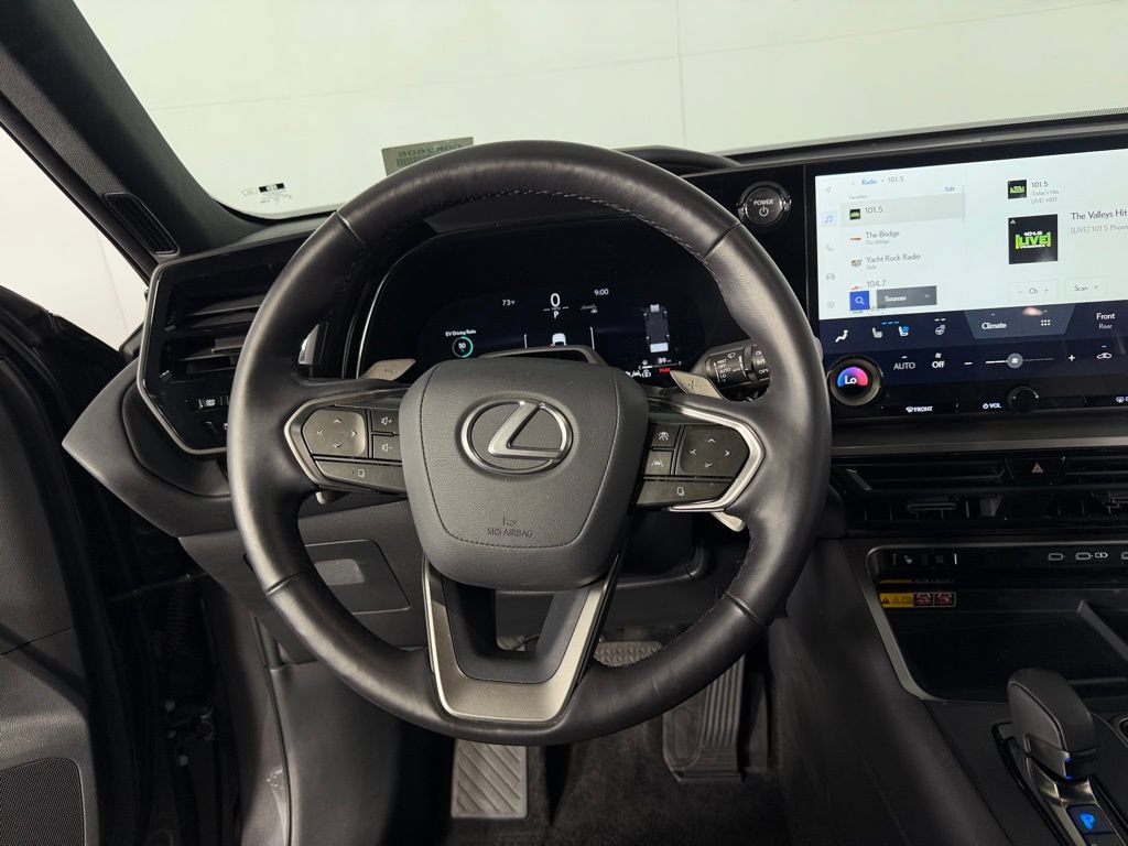 Used 2025 Lexus TX 550h AWD Plug-In Hybrid w/ Technology Package image 13