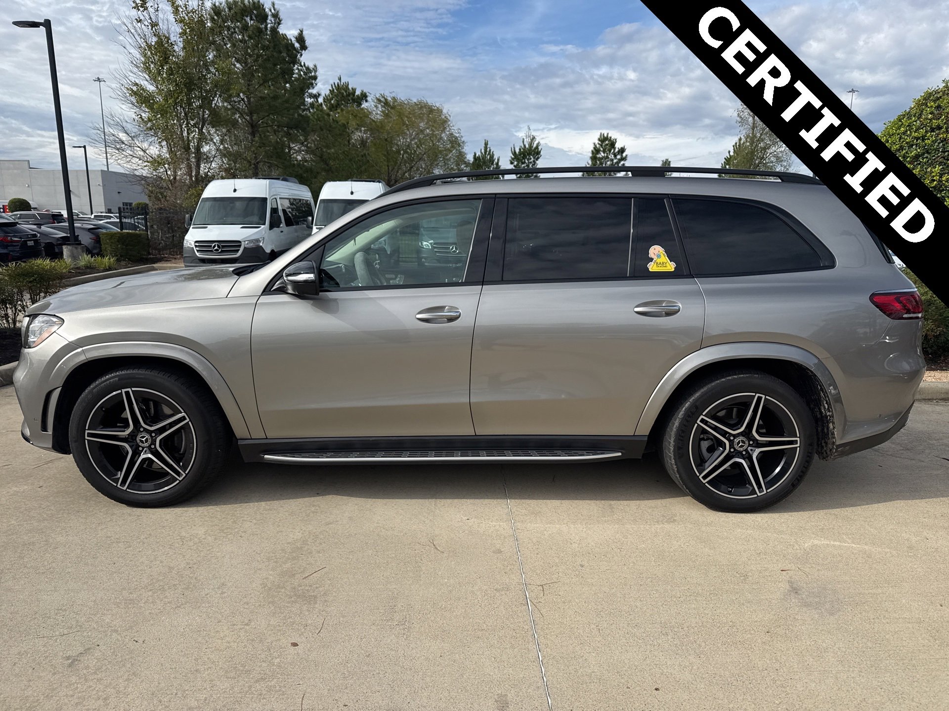 Used 2023 Mercedes-Benz GLS 450 4MATIC image 7