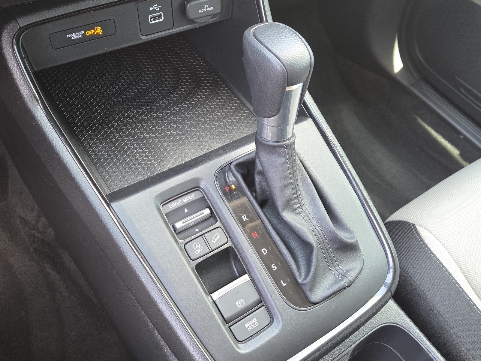 Used 2025 Honda CR-V LX image 30
