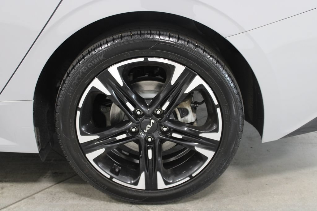 Used 2024 Kia K5 GT-Line w/ GT-Line Premium Package FWD image 17