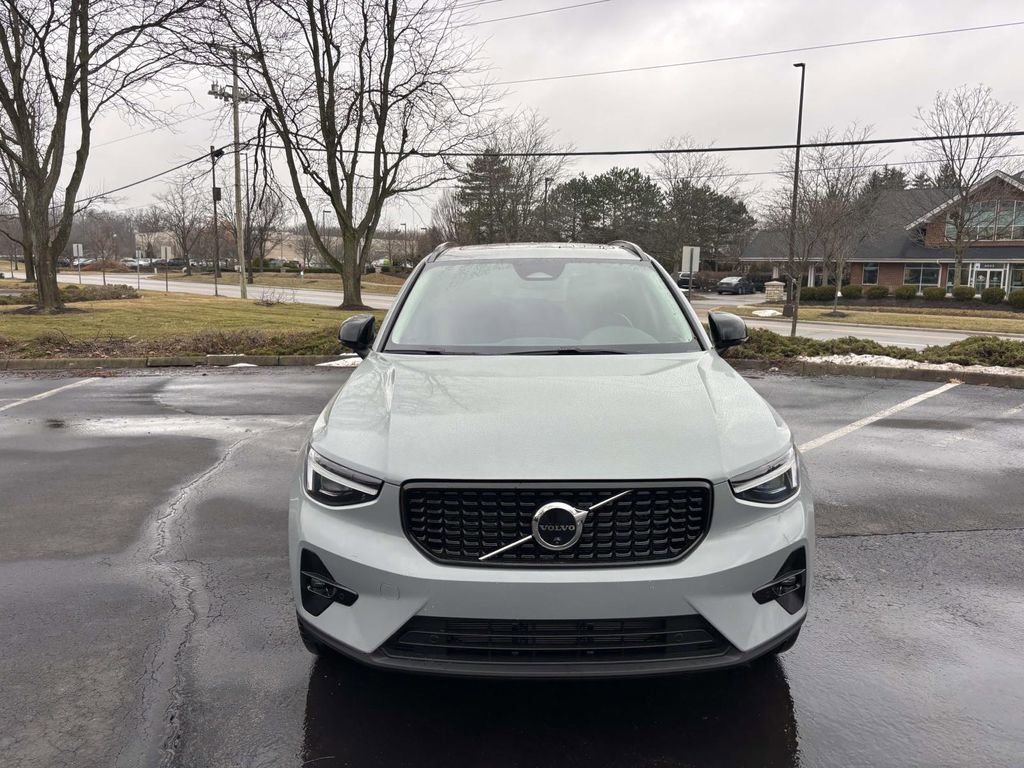 New 2026 Volvo XC40 B5 Plus w/ Protection Package Premier image 2