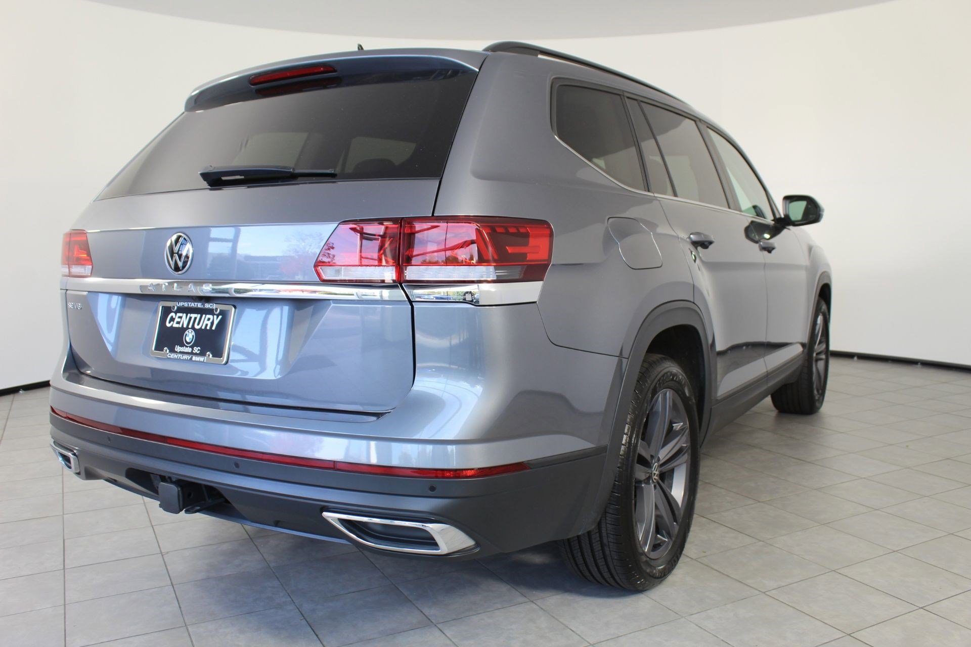 Used 2023 Volkswagen Atlas SE w/ Panoramic Sunroof Package image 8