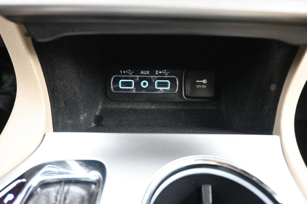 Used 2019 Jeep Grand Cherokee Limited AWD/4WD image 22