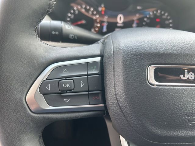 Used 2024 Jeep Compass Limited image 16