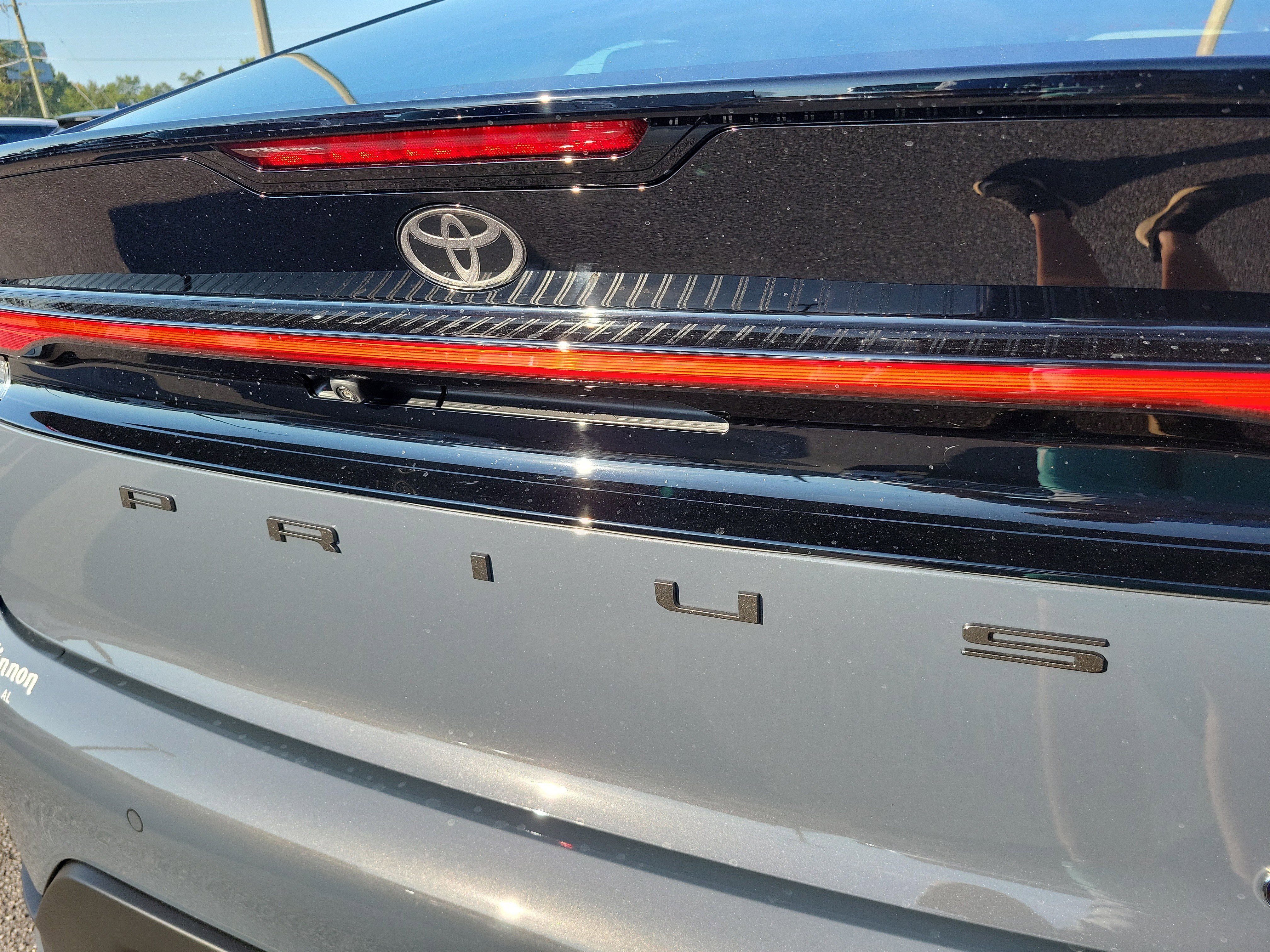 New 2026 Toyota Prius LE image 9