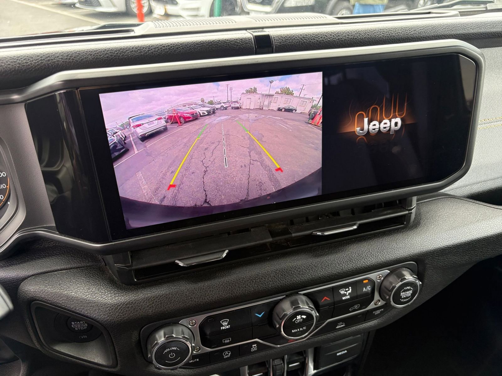 Used 2025 Jeep Wrangler Unlimited Sport AWD/4WD image 23