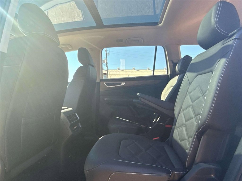 New 2026 Volkswagen Atlas SE image 25