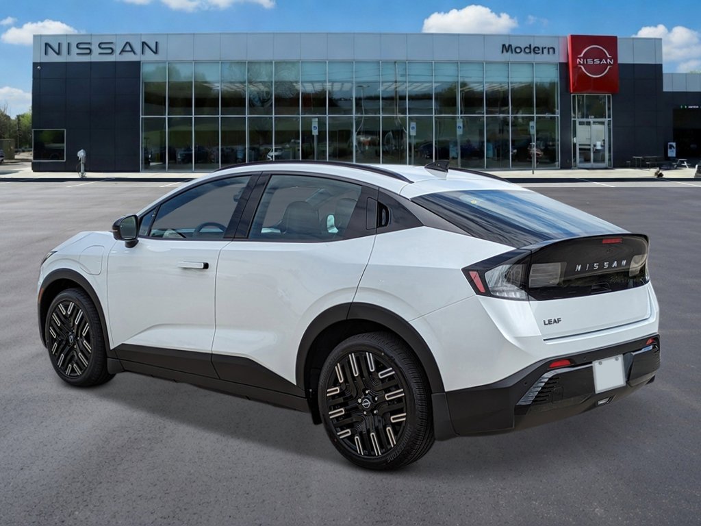 New 2026 Nissan Leaf Platinum+ w/ Cargo Package (Platinum+) image 3