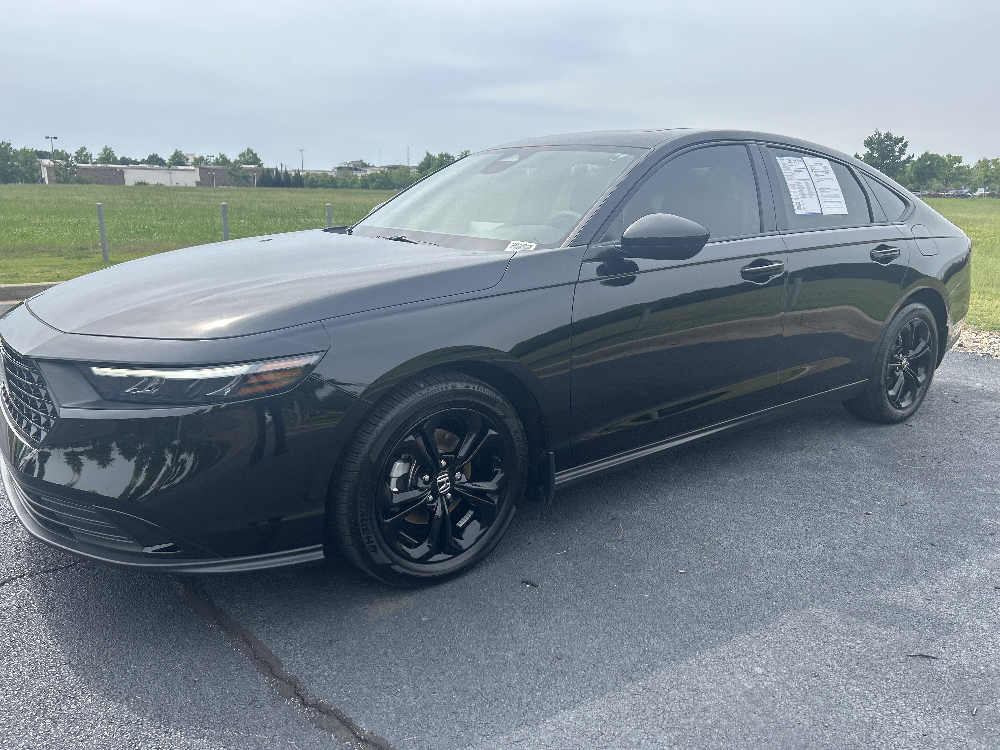 Certified 2025 Honda Accord SE image 5