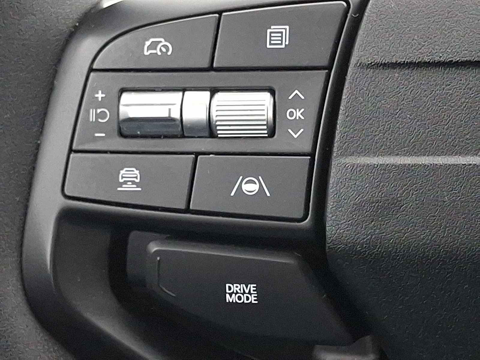 Used 2025 Kia K4 FWD image 21
