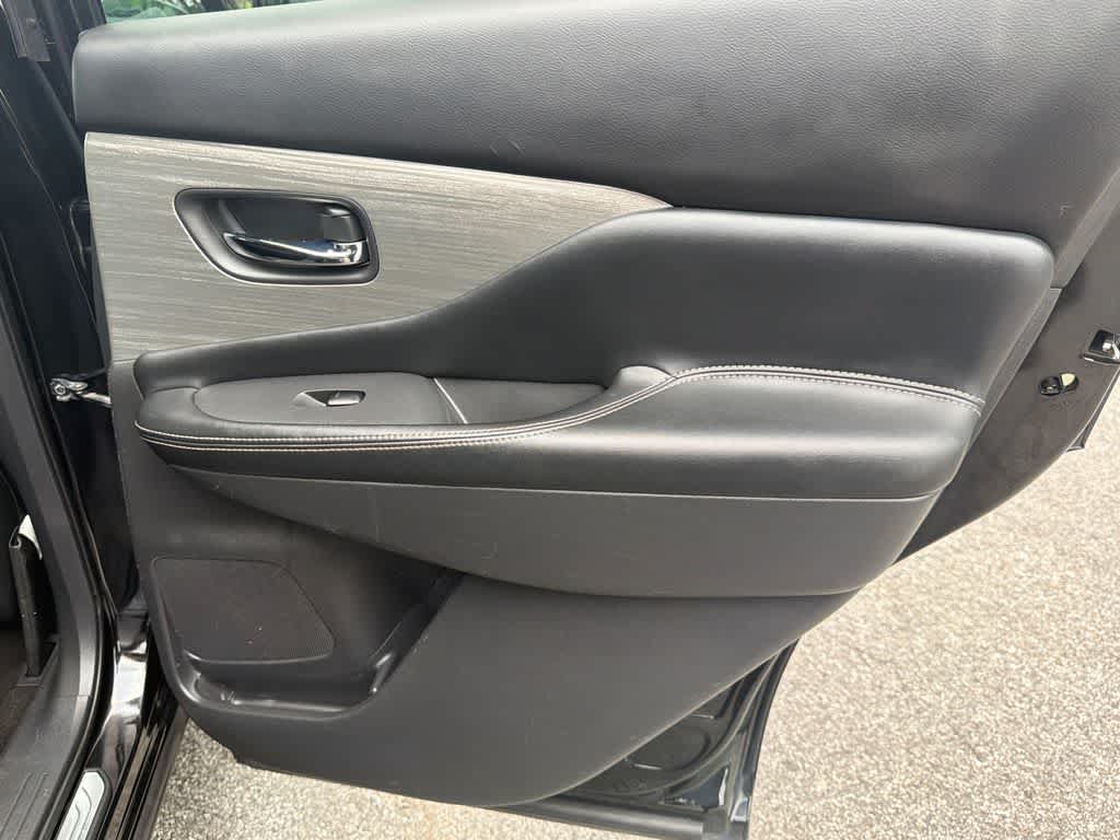 Used 2016 Nissan Murano S AWD/4WD image 15
