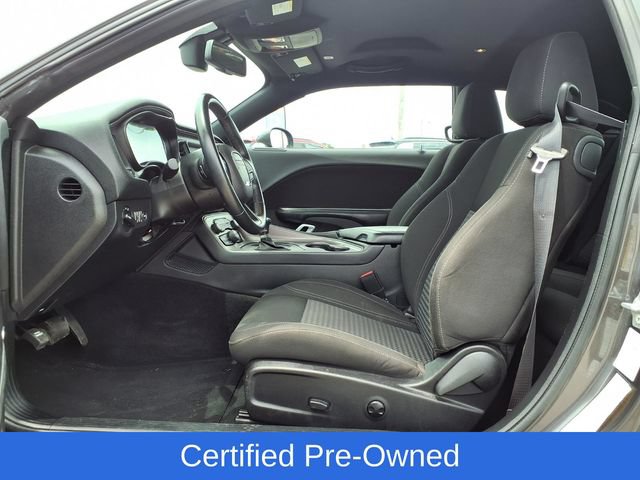 Used 2023 Dodge Challenger SXT RWD image 16