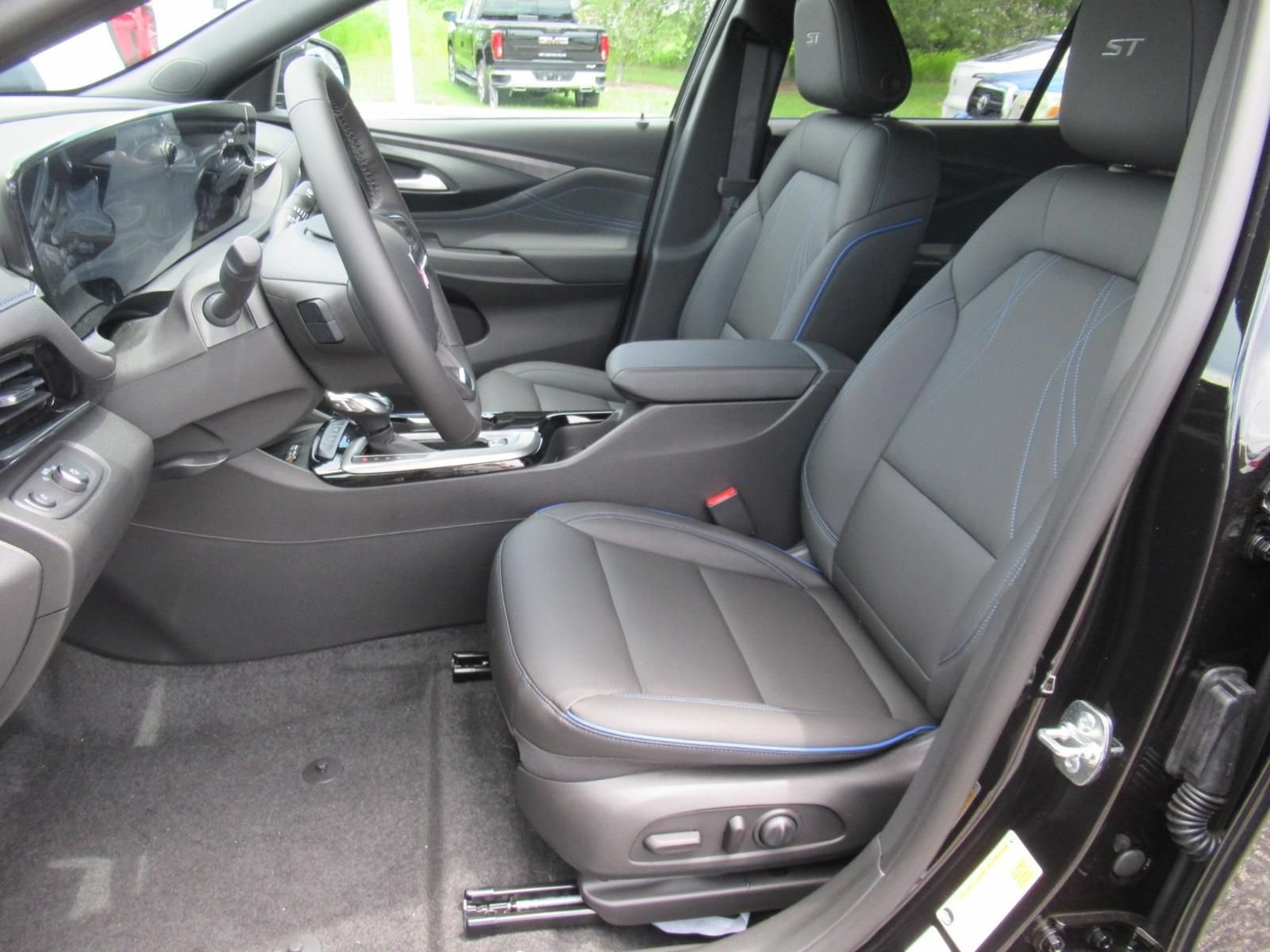 New 2026 Buick Envista Sport Touring w/ Convenience I Package FWD image 18