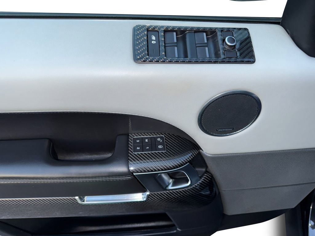 Used 2017 Land Rover Range Rover Sport SVR image 11