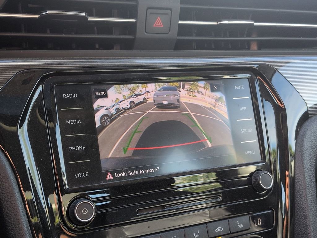 Used 2020 Volkswagen Passat 2.0T R-Line image 12