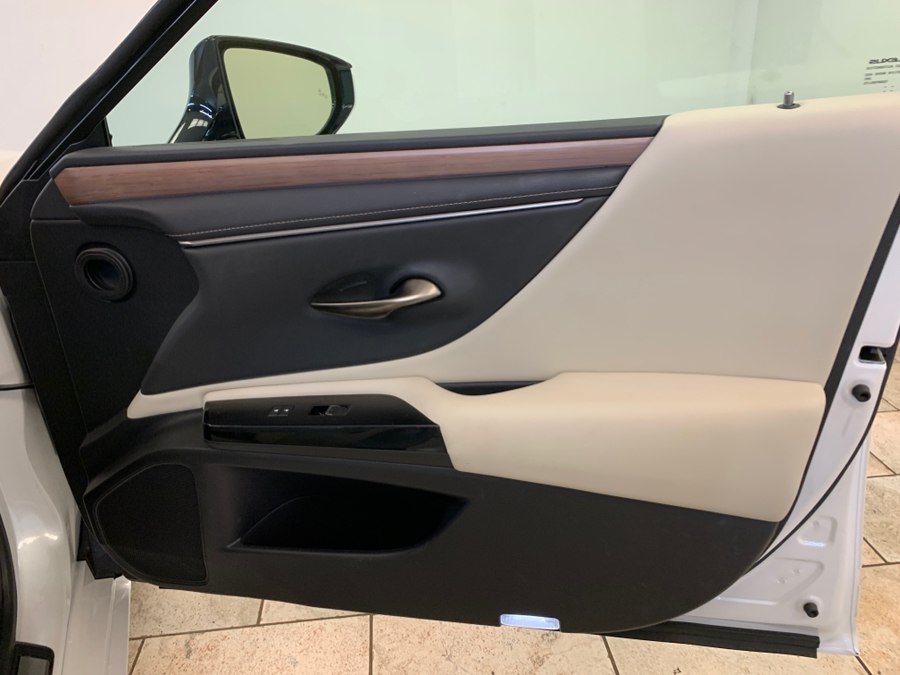 Used 2023 Lexus ES 350 w/ Premium Package FWD image 57