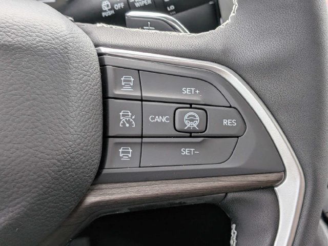 New 2027 Jeep Grand Cherokee L Limited w/ Limited Altitude Package AWD/4WD image 32