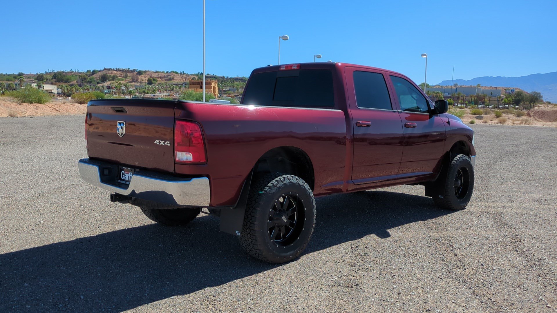 Used 2019 RAM 1500 Classic SLT AWD/4WD image 3
