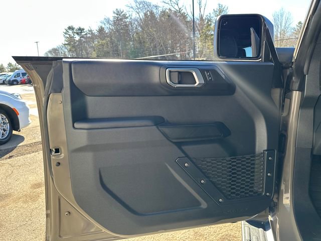 Used 2025 Ford Bronco Outer Banks image 23