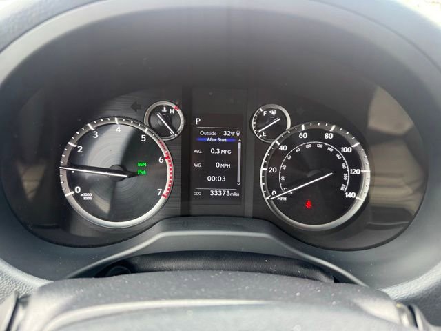 Used 2023 Lexus GX 460 Premium w/ Accessory Package image 33