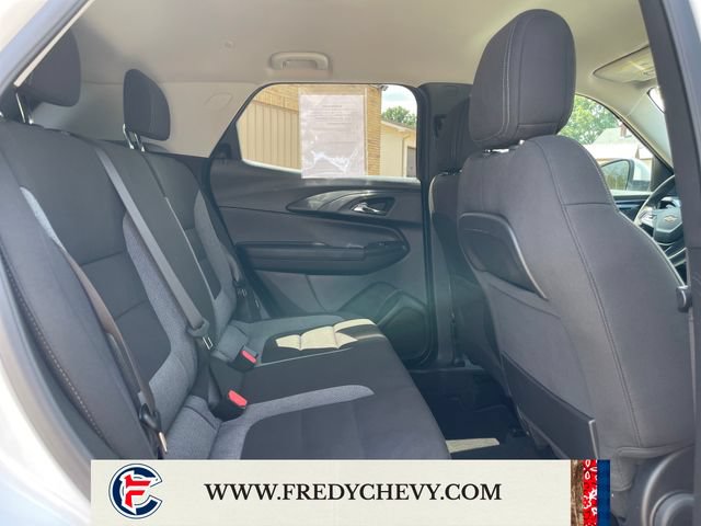 Used 2025 Chevrolet TrailBlazer LT AWD/4WD image 34