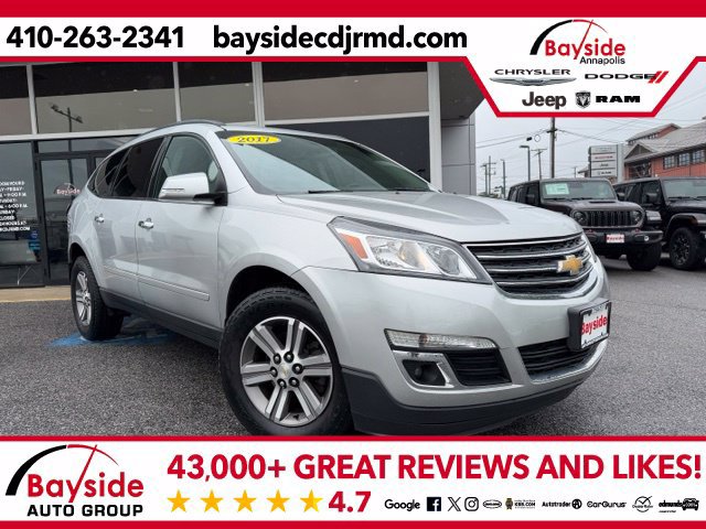 Used 2017 Chevrolet Traverse LT FWD image 1