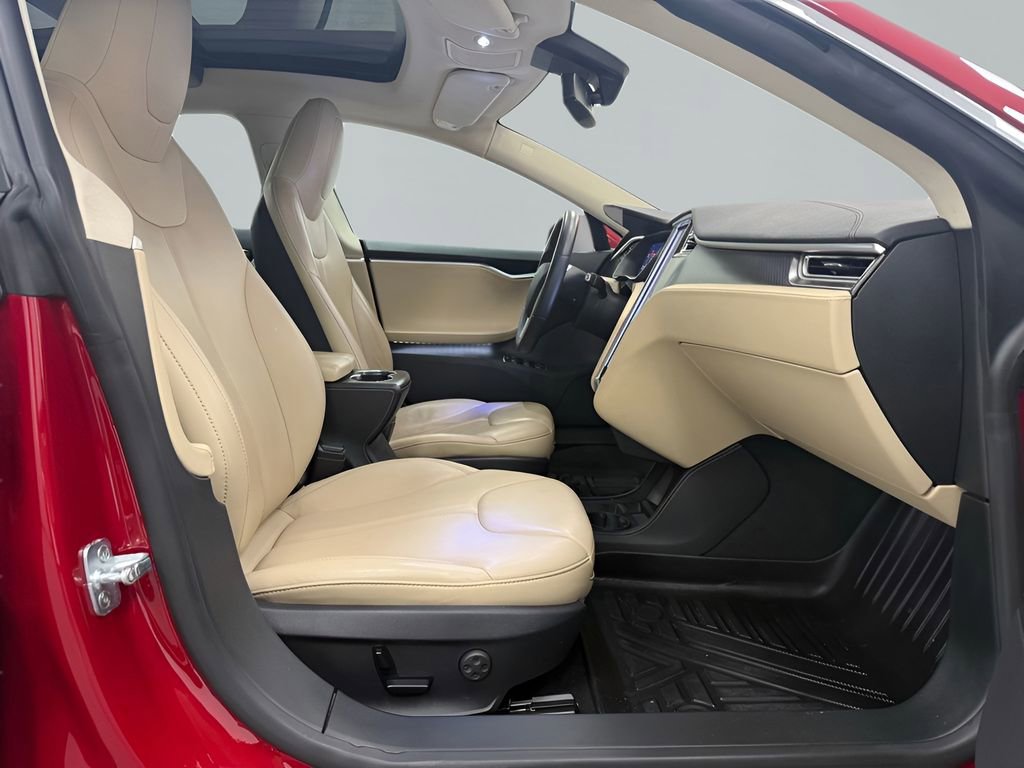 Used 2014 Tesla Model S 85 image 12