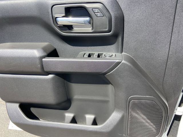 Used 2026 GMC Sierra 1500 Pro w/ Graphite Edition AWD/4WD image 17