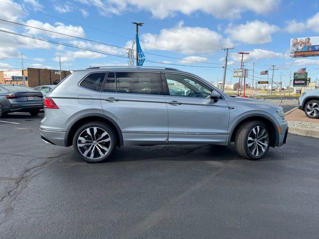 Used 2020 Volkswagen Tiguan SEL Premium R-Line image 9